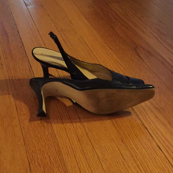 Shoes - Picture 5 of 5